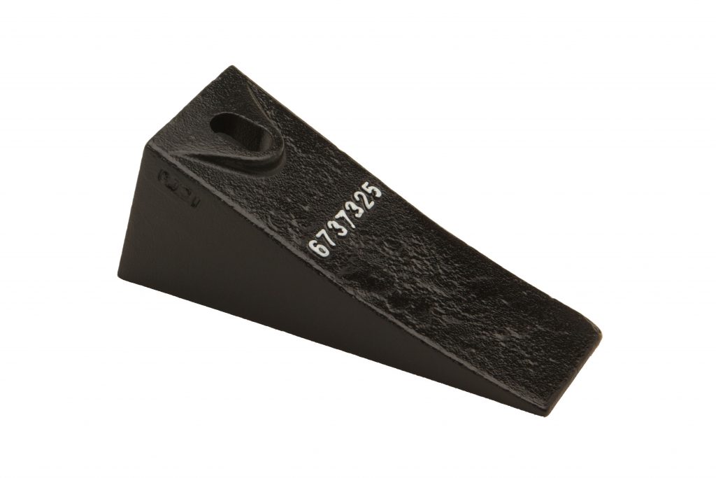 G.E.T. Bobcat Style Bucket Teeth Texas Contractors Equipment Inc.