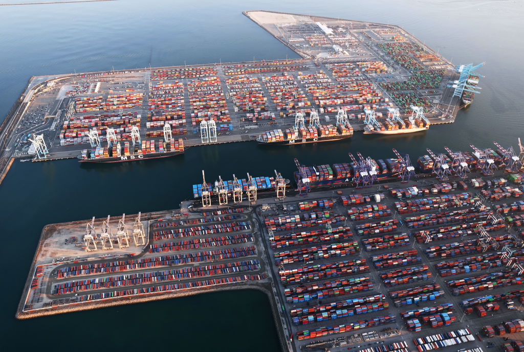 Backlog at the Port of Los Angeles